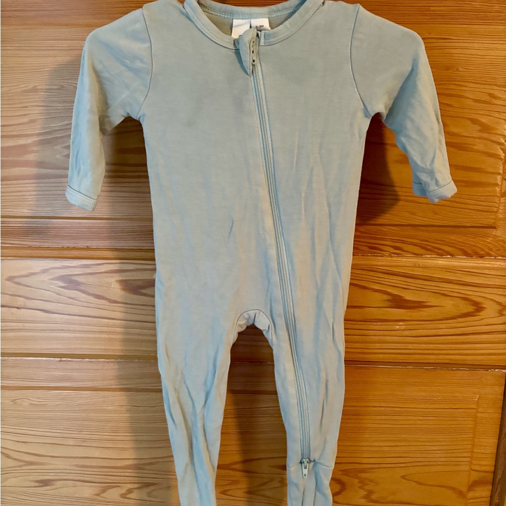 Kyte Baby footie in Sage